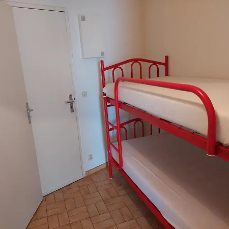 Avec Terrasse Et Parking Prive A Motte - 4 Pers. - Fr-1-716-8 Apartment